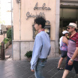 王俊凱意大利山城開《中餐廳》 與秦海璐出門買菜