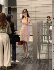 人妻林志玲粉裙出街 生圖被贊：骨子里散發(fā)少女感