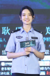 秦明現(xiàn)身《秦明·生死語者》首映 嚴(yán)屹寬致敬法醫(yī)