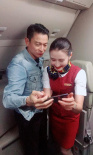 空姐飞机上偶遇刘德华晒照 天王贴心亲测自拍效果