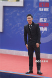 韩庚亮相成龙电影周红毯 自曝三月练成拳击手身材