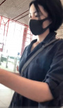王菲休闲装与李嫣现身机场 网瘾少女大玩下衣失踪