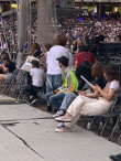 王俊凱現(xiàn)身五月天演唱會(huì) 臺(tái)下舉熒光棒認(rèn)真應(yīng)援