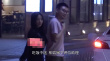 柳岩知性着装深夜与男子逛街 聚餐看展坐街边闲聊