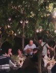 郭碧婷向佐结婚迎宾晚宴曝光 亲友齐聚欢乐温馨
