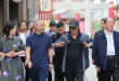 新戲？56歲李連杰現(xiàn)身電影小鎮(zhèn) 留長發(fā)小肚腩搶鏡