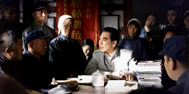 “和新中国一起成长”赏影——伟人故事《周恩来的四个昼夜》