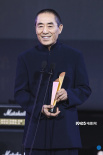 第三屆平遙影展開幕 謝飛賈樟柯為張藝謀頒發(fā)榮譽(yù)