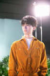 王俊凯首场个人演唱会倒计时 曝VCR拍摄花絮照