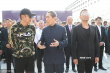巨星云集！成龙、张艺谋助阵金鸡雕塑揭幕仪式