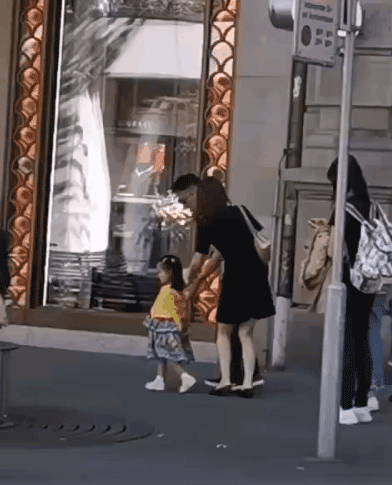 惊呆了!剑桥偶遇章泽天是什么情况?背后真相详情始末曝光