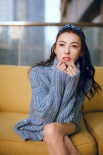 張柏芝愛心眼妝寫真曝光 大玩下衣失蹤性感又少女