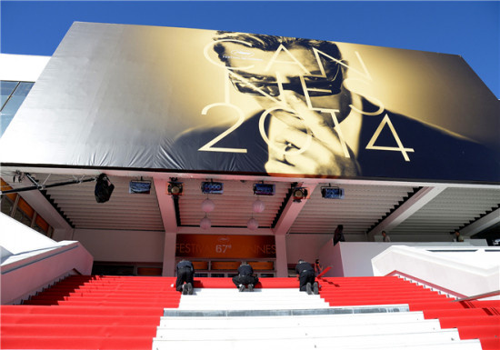 戛纳影节宫变收容所 为上万名流浪汉提供住所