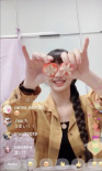 木村姐妹直播為媽媽做生日蛋糕 賣相獲贊飽含心意