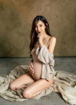29歲陳凱琳曬性感孕照寫(xiě)真慶生 四肢纖細(xì)雙腿修長(zhǎng)