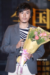 《隱秘的角落》里的悶騷男？秦昊花式穿衣功力了得