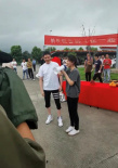 冯绍峰海清合作新剧 42岁的他驼背发福头发花白