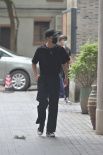 張藝興《忘不了餐廳》路透 穿粉圍裙工服乖巧可愛(ài)