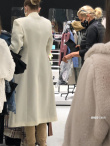 產(chǎn)后首現(xiàn)身！吉吉和媽媽逛街 產(chǎn)女2月后身材恢復(fù)