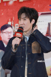 《温暖的抱抱》首映 常远吐槽渣男贾玲现身支持