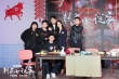 《刺杀小说家》主创聚会 雷佳音杨幂现场大曝料