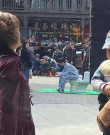笑yue了！王俊凱新劇坐馬桶路透 偶像包袱碎成渣