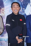 张艺谋《悬崖之上》首映 张译于和伟回忆托孤戏