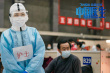 《中国医生》曝新剧照 集结《中国机长》原班人马