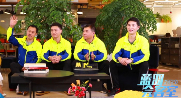 《蓝羽会客室》记者节专访：记录中国电影每一刻 我们在路上