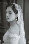 张婧仪《一见倾心》变新娘 复古婚纱造型温婉动人
