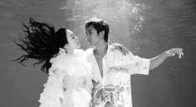 51歲鐘麗緹曬寫(xiě)真，婚姻美滿幸福，老公張倫碩八塊腹肌完美吸睛！
