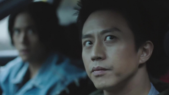 邓超带彭于晏飙车，刀片超车技术超厉害