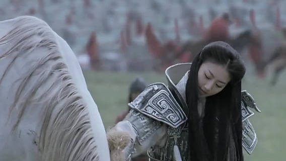 敌方将军竟是位大美人，孙红雷偷看：大眼睛真美