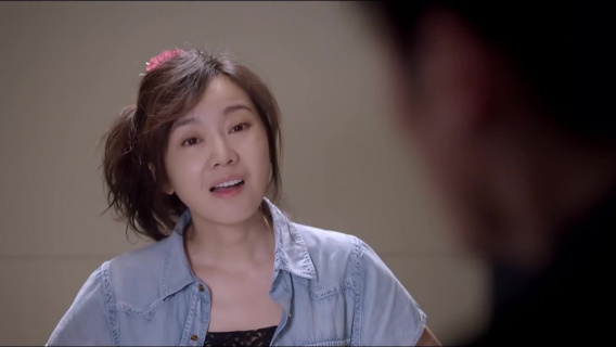 邻居装修噪音大，女孩砸门质问遇前男友，开场白会是什么