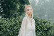 Angelababy梦幻精灵写真大片 拍摄地竟是养猪场？