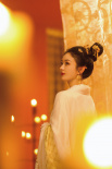 梦回知否！赵丽颖曝古装大片 团扇半遮面温婉可人