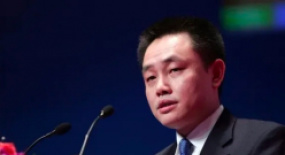 “狠人”黃光裕，拼命一年沒了730億