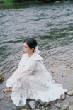張婧儀新劇《惜花芷》官宣 湖畔呢喃芭莎大片曝光