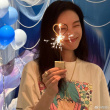 倪妮曬生日慶祝照 楊穎：我們的合影缺上新，想你