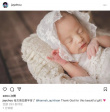 周杰伦晒与三胎女儿数张合影 大手牵小手画面温馨