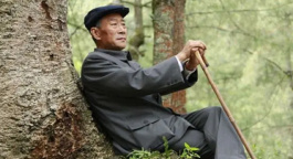 “草鞋书记”·杨善洲