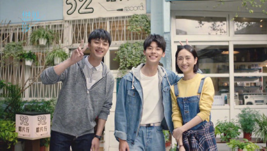 “凤南小队”友谊长存!柯佳嬿包场支持许光汉新片