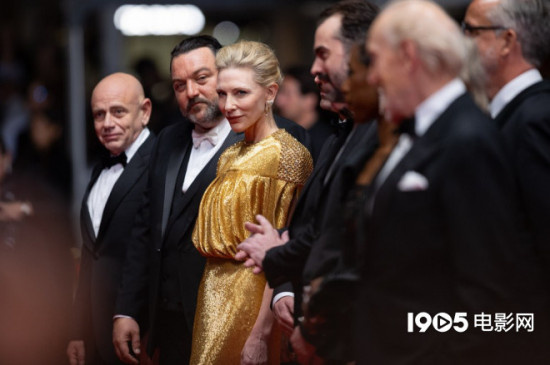 连皱纹都是美的!大魔王携新作《谣言》亮相戛纳