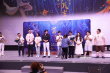 《落凡尘》首映 歌手黄霄雲化身“自来水”带伤支持