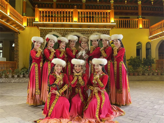 文化寻访记走进新疆《花儿为什么这样红》7.13上线！佟丽娅康辉带来惊喜