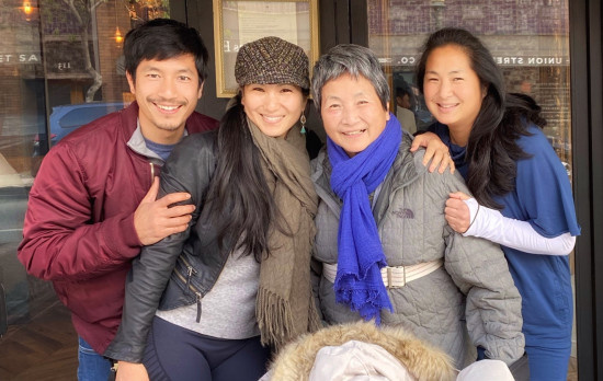 郑佩佩儿子发文悼念母亲:她的精神仍在时刻指引我