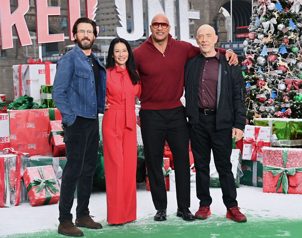 强森、美队亮相《红色一号：冬日行动》伦敦首映