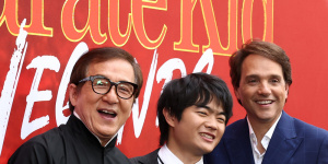 《功夫梦：融合之道》全球首映 成龙、欧阳靖同框