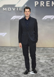 皮特《F1：狂飆飛車》全球首映 賽車、車手齊助陣