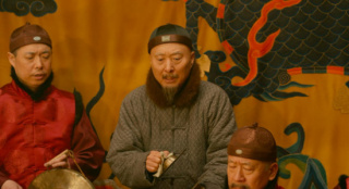 陈佩斯《戏台》曝正片片段 尹正余少群“戏如命”